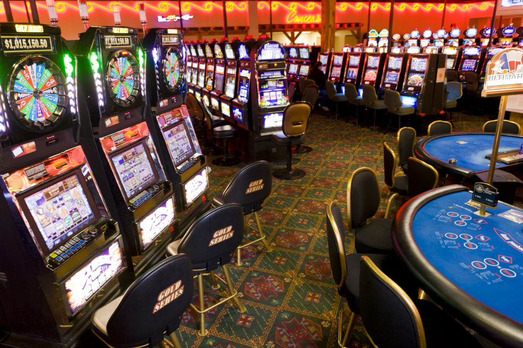 Şansın Dansı: Poker Turnuvası Hikayeleri